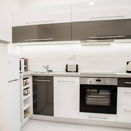 New Luxury Apartment In The Center With A/C Budapest Exterior photo
