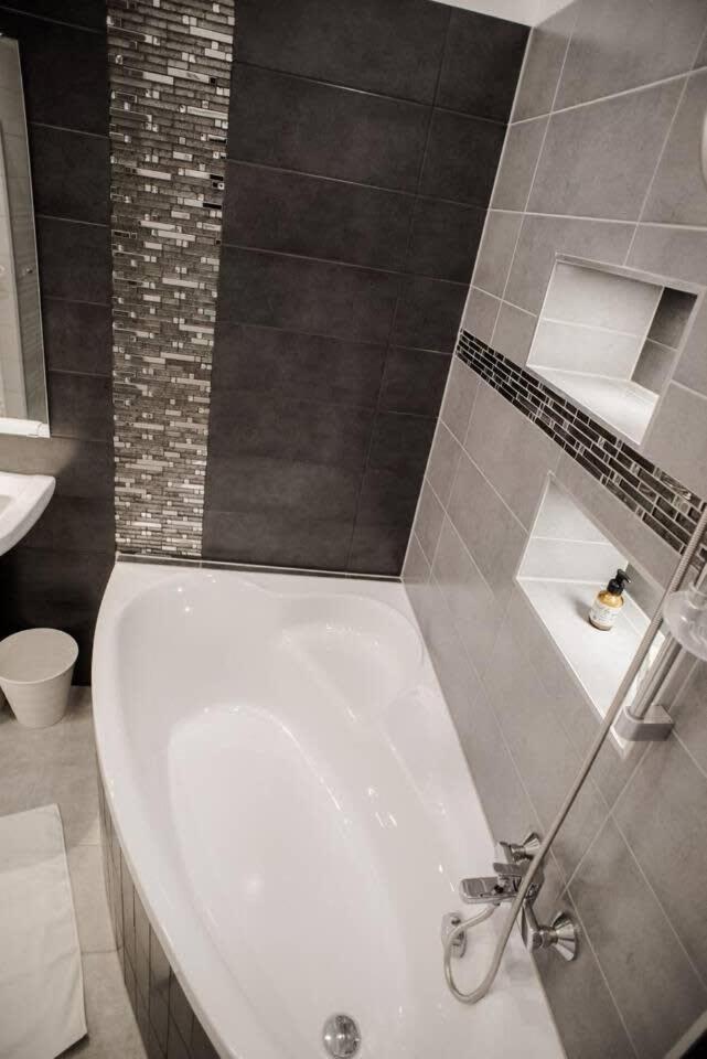 New Luxury Apartment In The Center With A/C Budapest Exterior photo