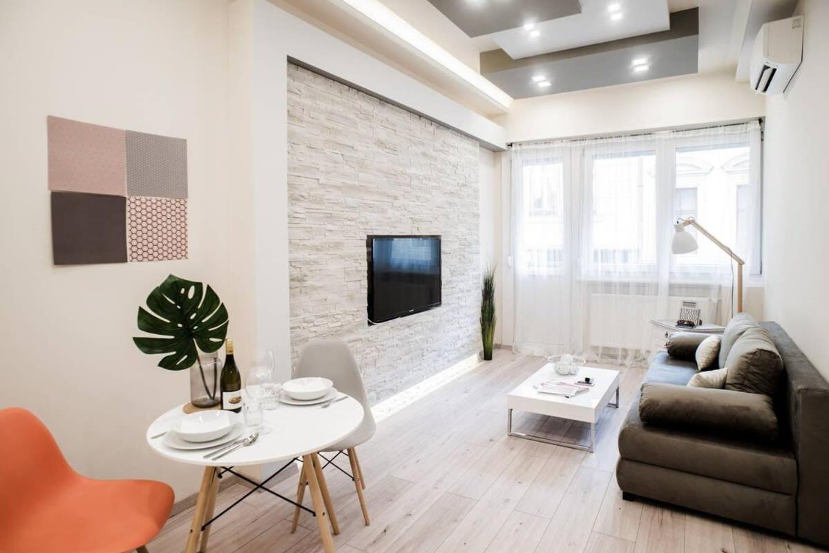 New Luxury Apartment In The Center With A/C Budapest Exterior photo
