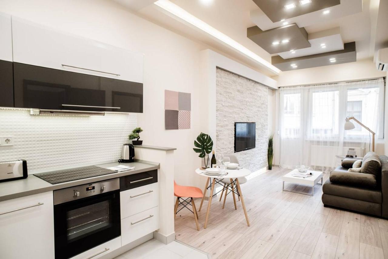 New Luxury Apartment In The Center With A/C Budapest Exterior photo